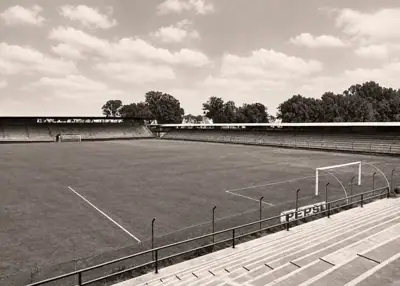 Estadio Independiente: vista panorámica del campo