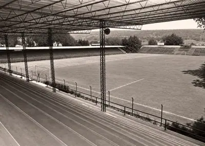 Estadio Independiente: vista de la tribuna techada